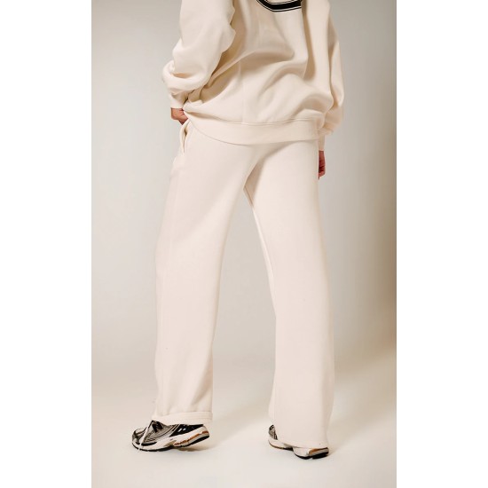 PRETTYLITTLETHING Cream Contrast Logo Badge Wide Leg Sweatpants